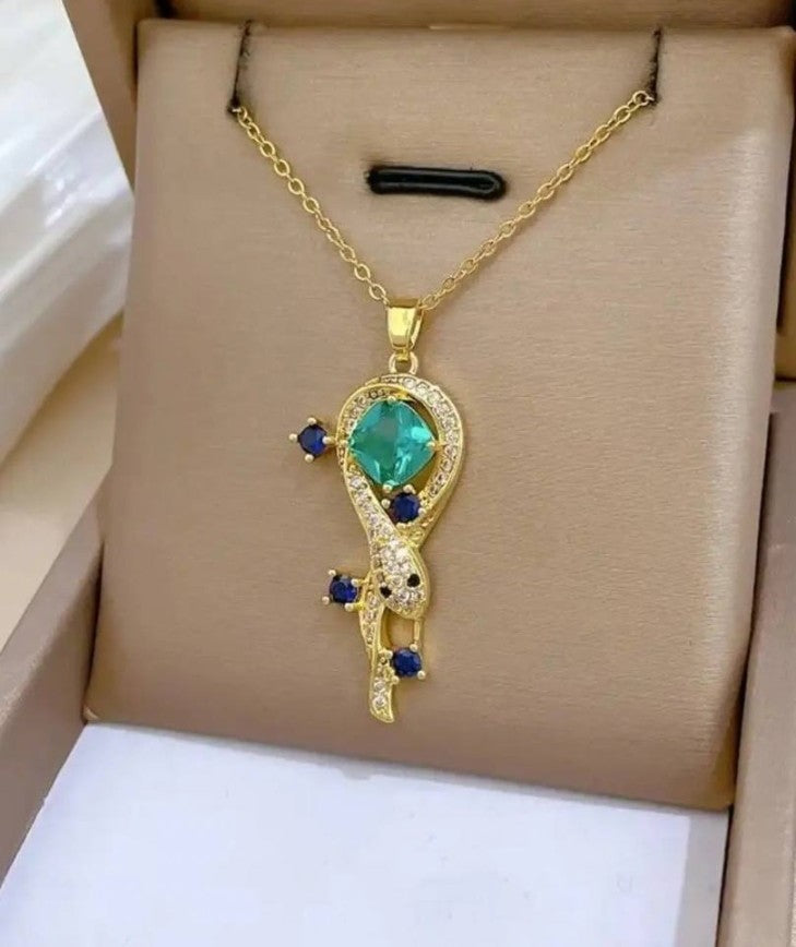 Gold Green Gemstone Pendant Necklace – Elegant Crystal & Blue Accent Design