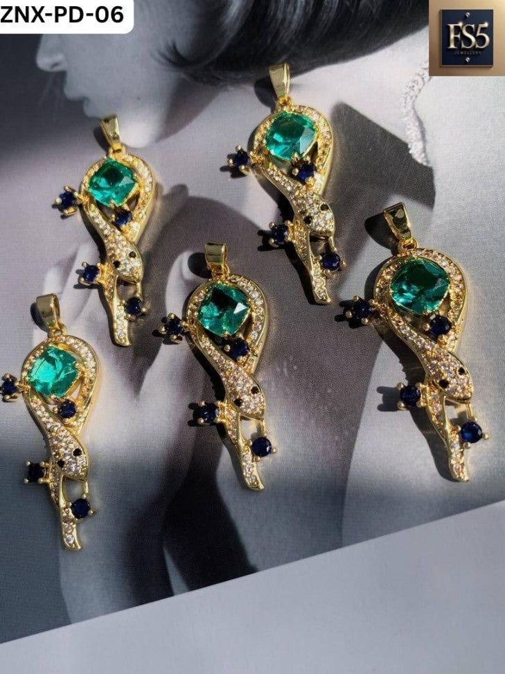 Gold Green Gemstone Pendant Necklace – Elegant Crystal & Blue Accent Design
